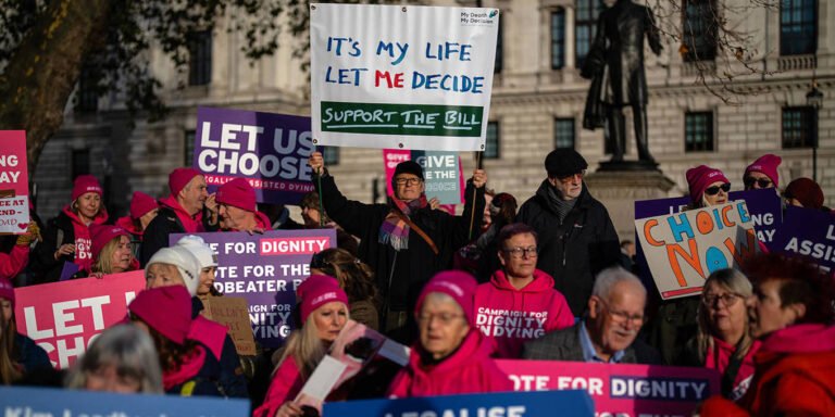 Choice in Dying Comes to the UK by Peter Singer